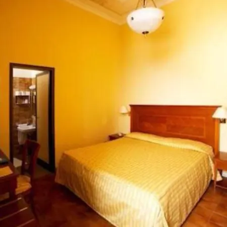 Hotel La Rondinella 3*